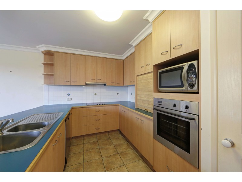 20 Chantelle Circuit, Coral Cove QLD 4670