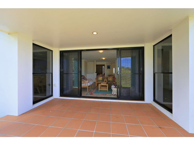 20 Chantelle Circuit, Coral Cove QLD 4670