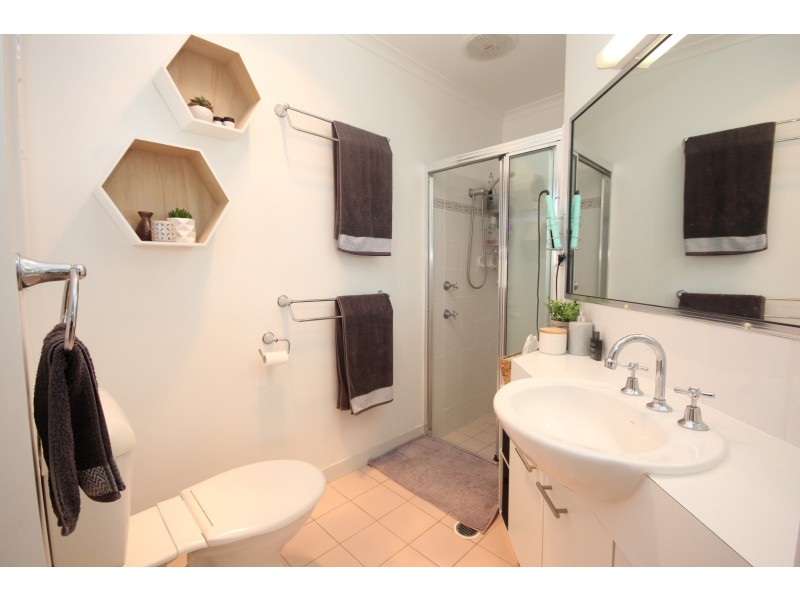 11 Cordelia Street, Avoca QLD 4670
