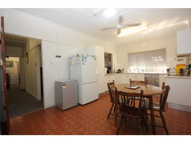 90 Crofton Street, Bundaberg West QLD 4670