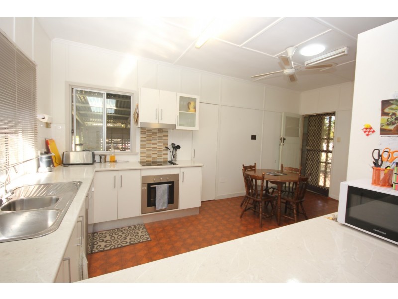90 Crofton Street, Bundaberg West QLD 4670