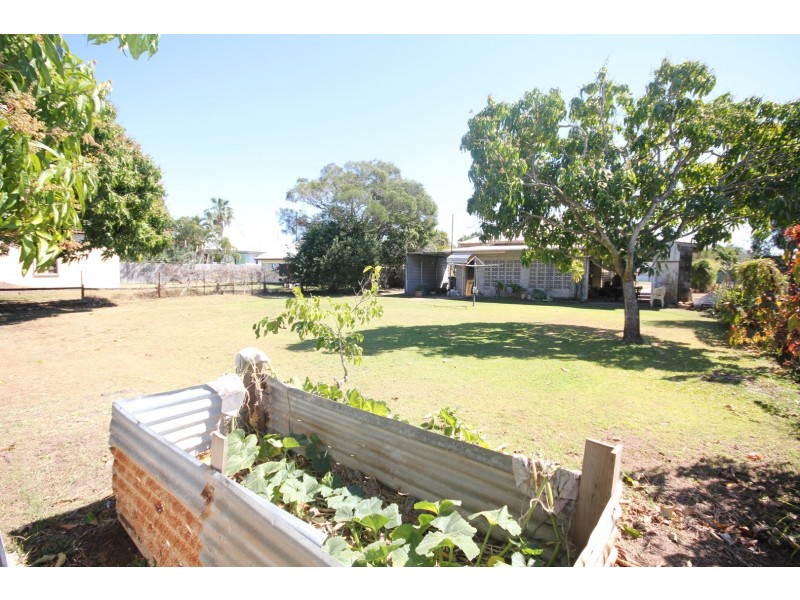 90 Crofton Street, Bundaberg West QLD 4670