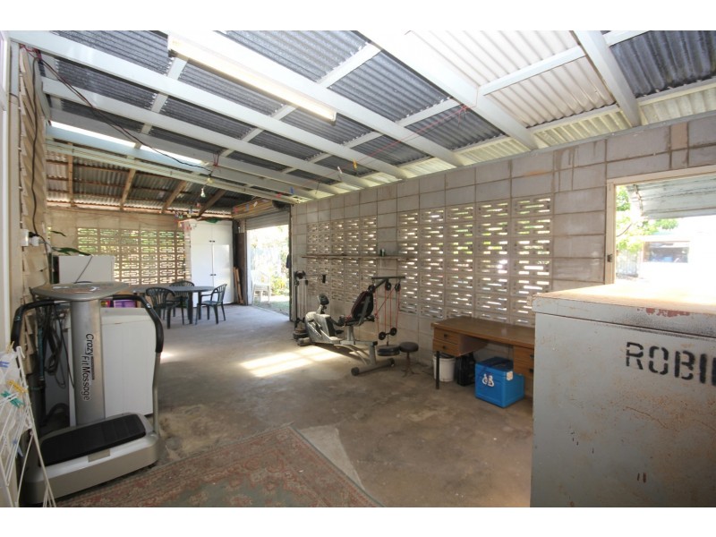 90 Crofton Street, Bundaberg West QLD 4670