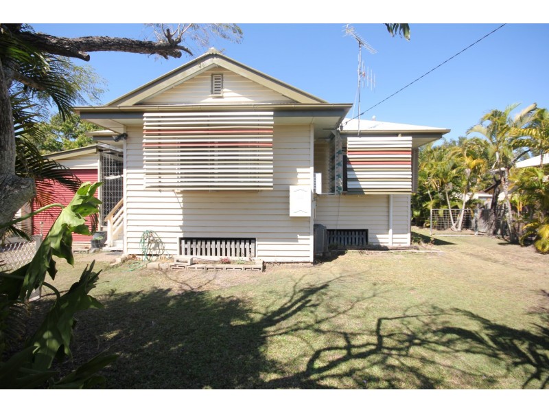 90 Crofton Street, Bundaberg West QLD 4670