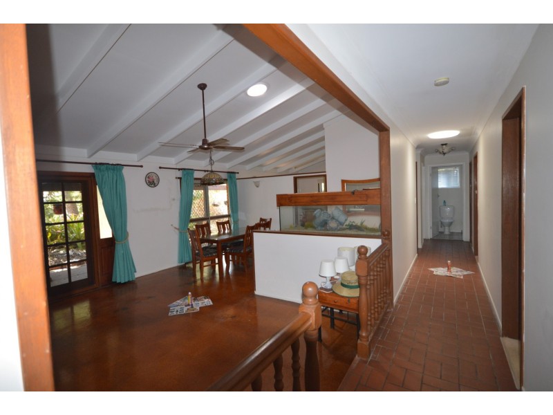 35 Bathurst Street, Elliott Heads QLD 4670