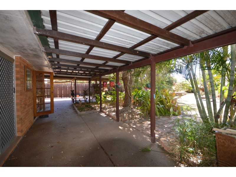 35 Bathurst Street, Elliott Heads QLD 4670