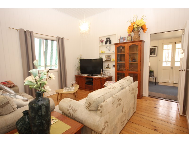 2 George Street, Bundaberg South QLD 4670