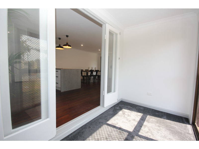 15 Dixon Street, Kepnock QLD 4670