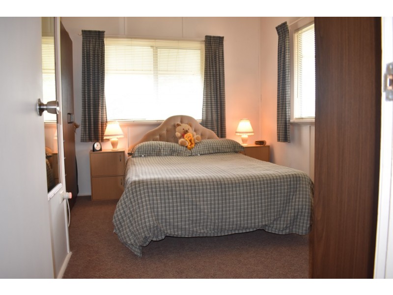 15  Cattermull Street, Svensson Heights QLD 4670