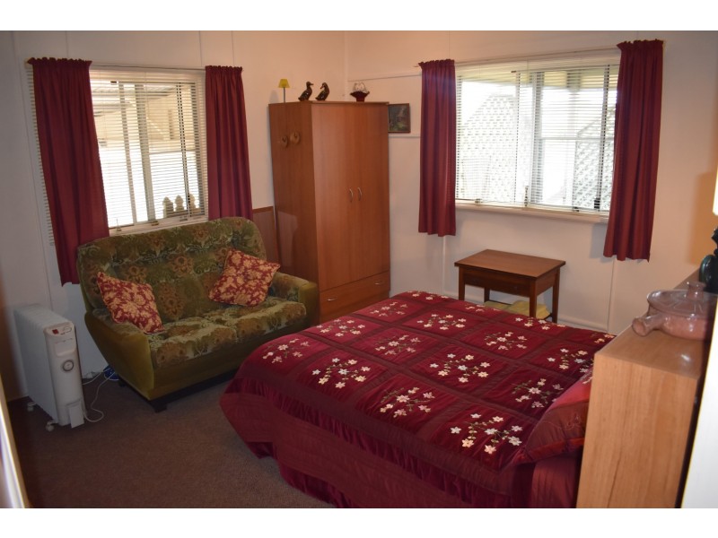 15  Cattermull Street, Svensson Heights QLD 4670