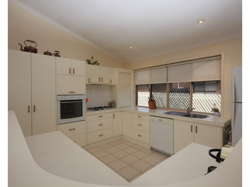 26  St Lucia Crescent, Avoca QLD 4670