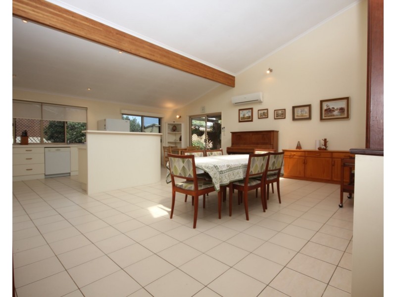 26  St Lucia Crescent, Avoca QLD 4670