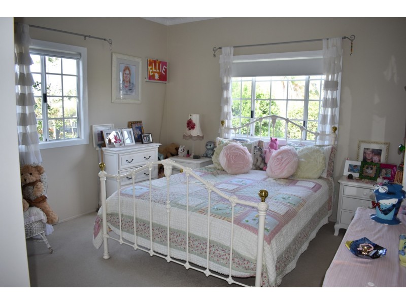 117  Branyan Street, Svensson Heights QLD 4670