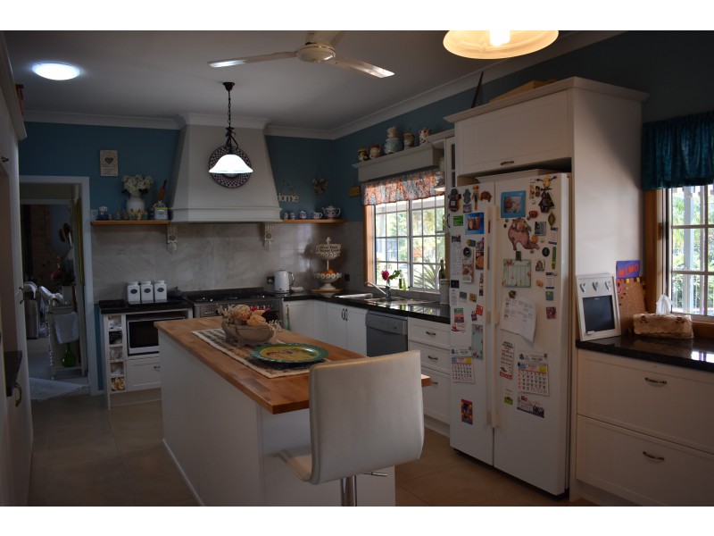 117  Branyan Street, Svensson Heights QLD 4670