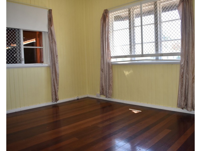 368  Bourbong Street, Millbank QLD 4670