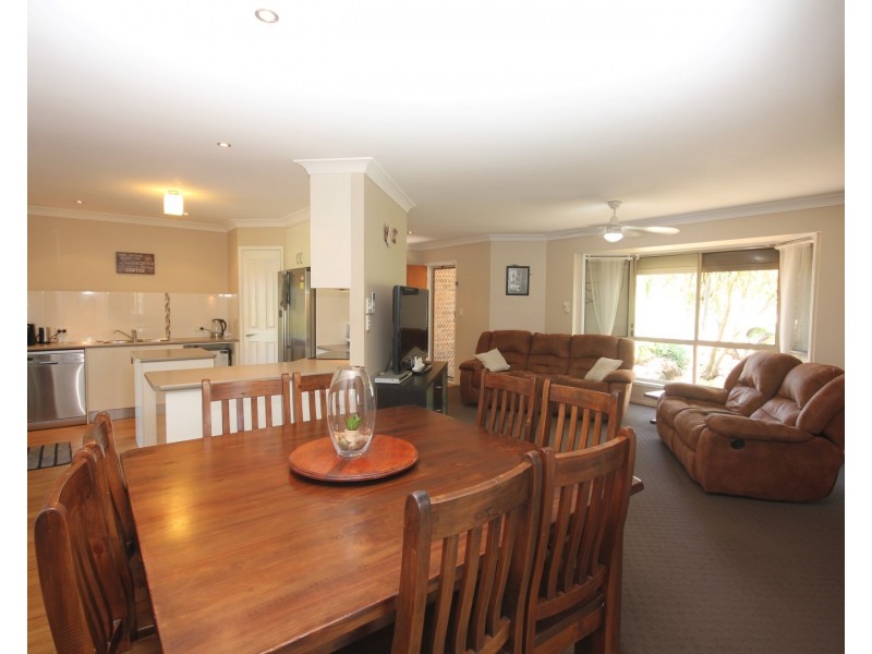 43 Spinnaker Boulevard, Innes Park QLD 4670