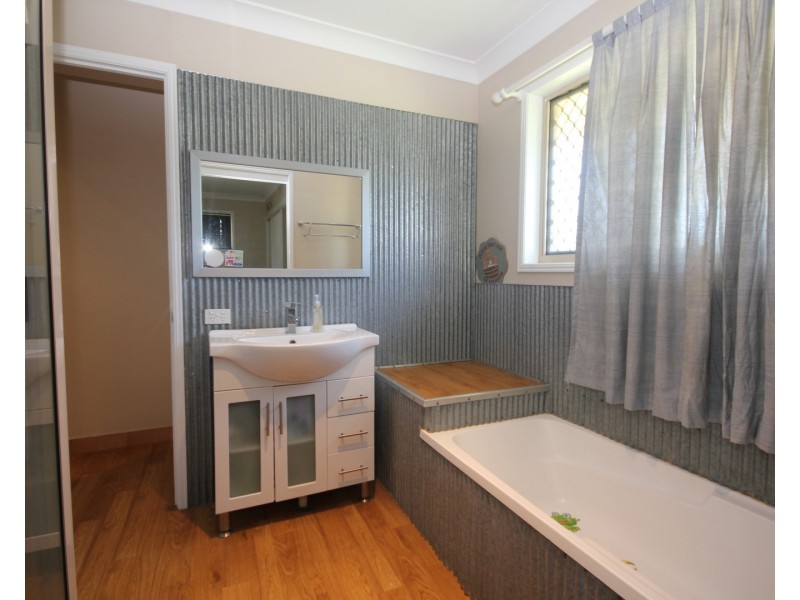 43 Spinnaker Boulevard, Innes Park QLD 4670