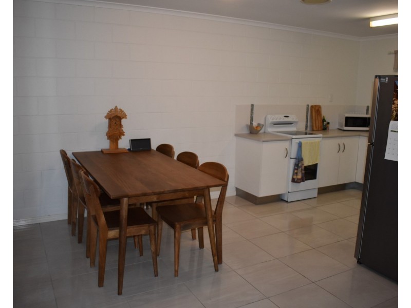 3/72  Steuart Street, Bundaberg North QLD 4670