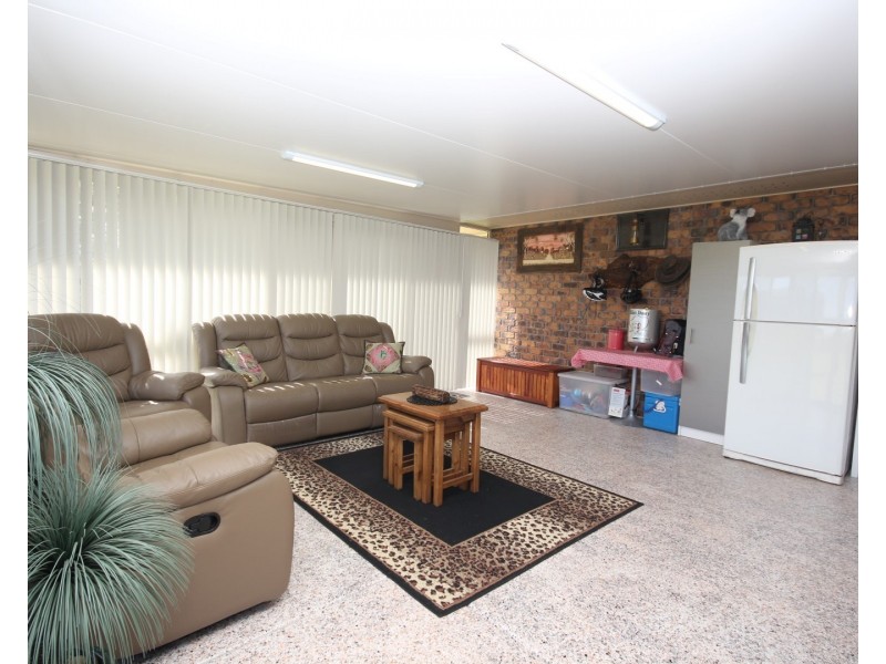 28  Clydesdale Ave, Branyan QLD 4670