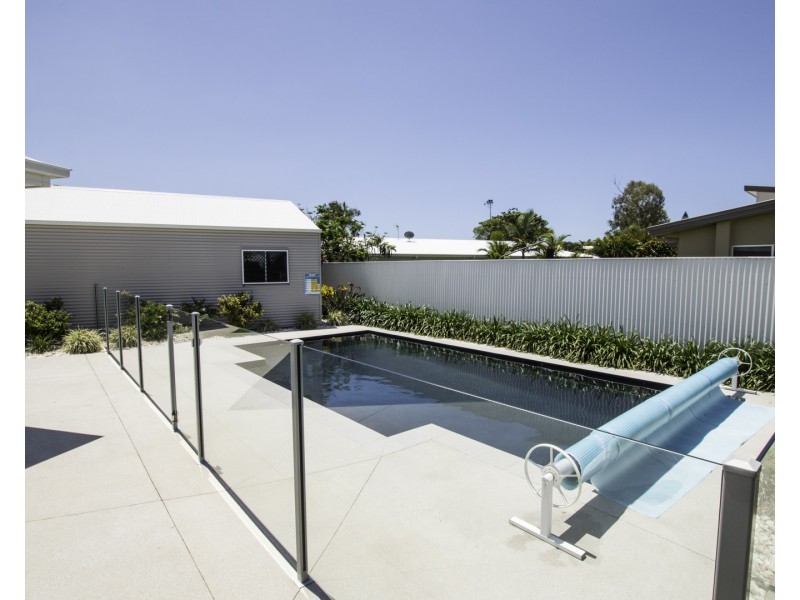 1  Masthead Drive, Bargara QLD 4670