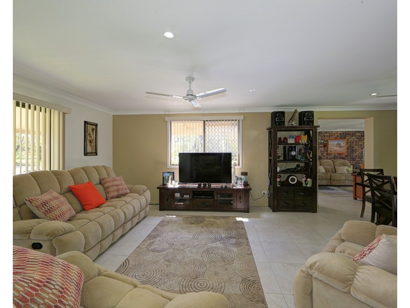 154 Ten Mile Road, Sharon QLD 4670