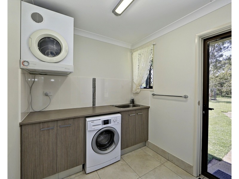 154 Ten Mile Road, Sharon QLD 4670