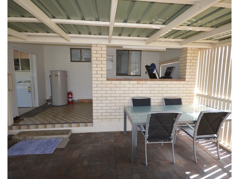 6 Thorburn Street, Svensson Heights QLD 4670