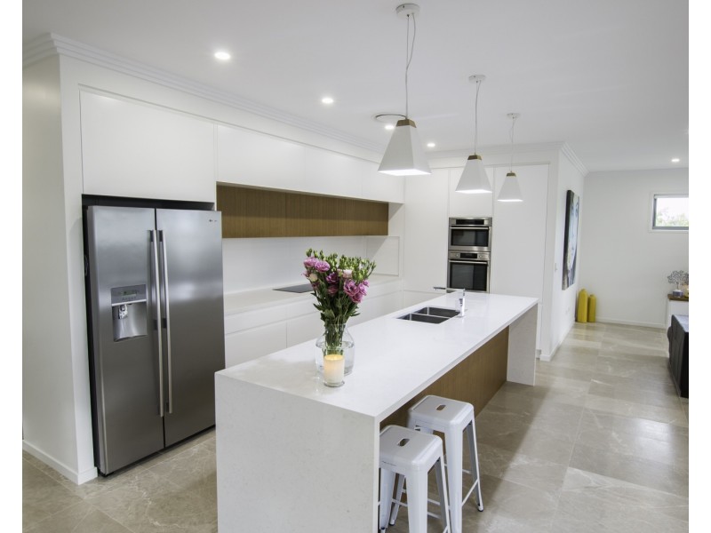 1 Outrigger Close, Bargara QLD 4670