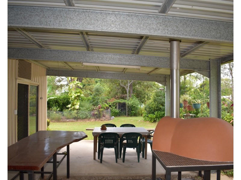 18  Willis Street, Sharon QLD 4670