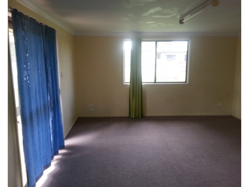 13 Cooper Court, Avenell Heights QLD 4670