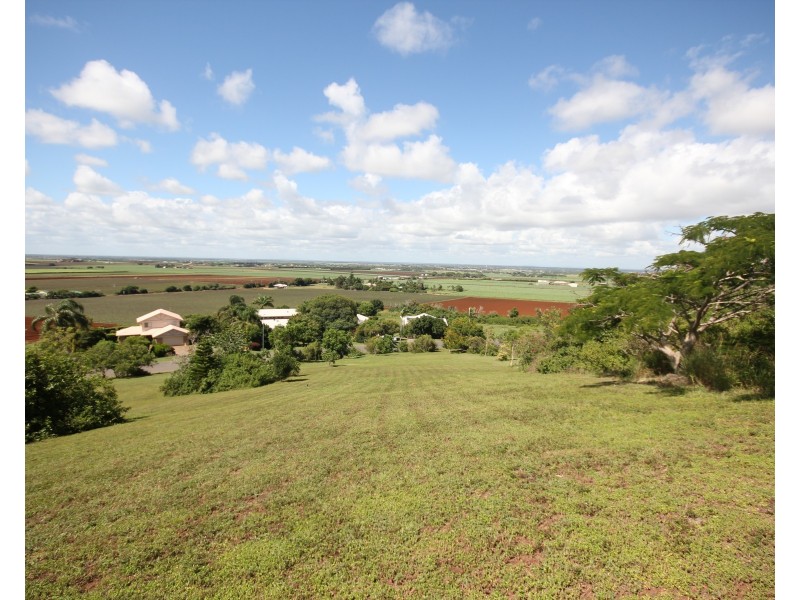 8 Finemore Crescent, Qunaba QLD 4670