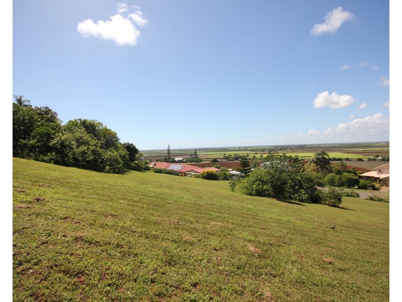 8 Finemore Crescent, Qunaba QLD 4670