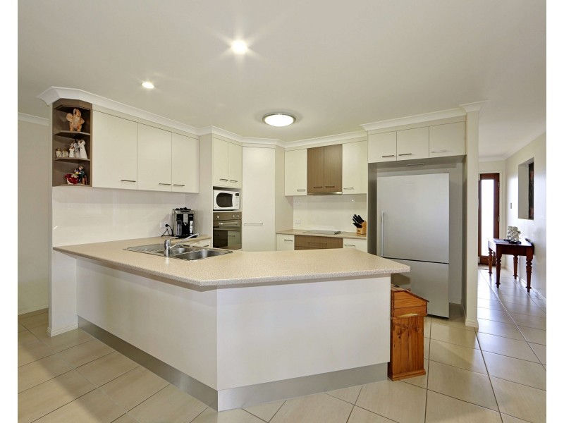 5 Linderberg Street, Kalkie QLD 4670