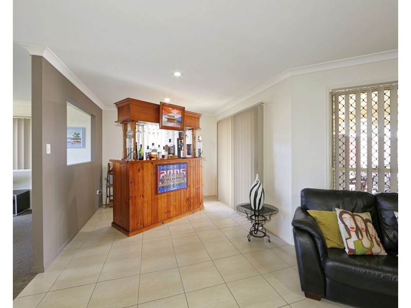 5 Linderberg Street, Kalkie QLD 4670