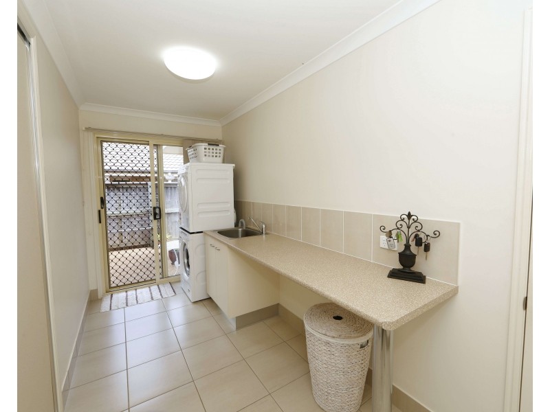 5 Linderberg Street, Kalkie QLD 4670
