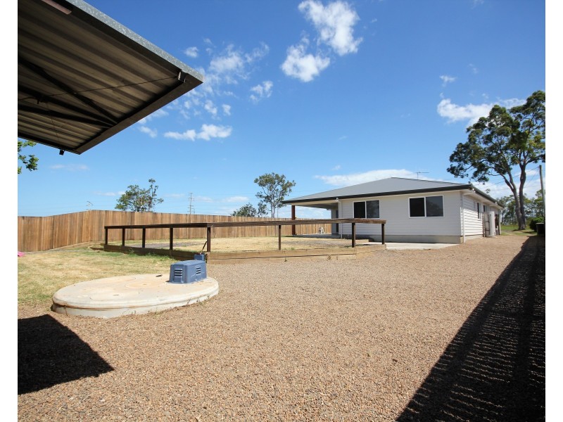 16 Bonna Road, Branyan QLD 4670