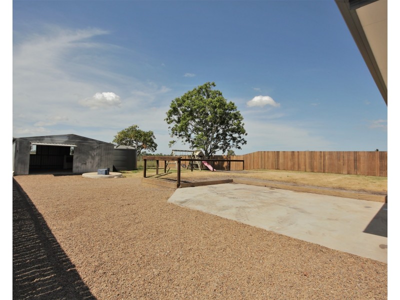 16 Bonna Road, Branyan QLD 4670