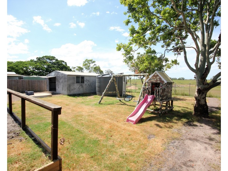 16 Bonna Road, Branyan QLD 4670