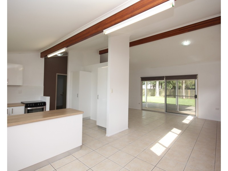 50 Thabeban Street, Avenell Heights QLD 4670