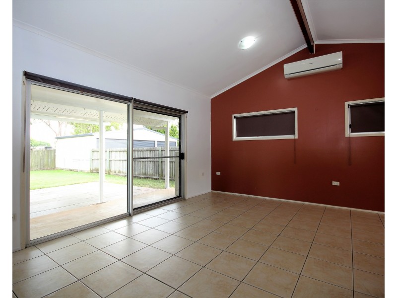 50 Thabeban Street, Avenell Heights QLD 4670