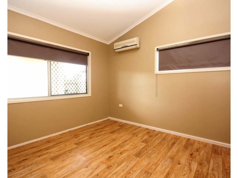 50 Thabeban Street, Avenell Heights QLD 4670