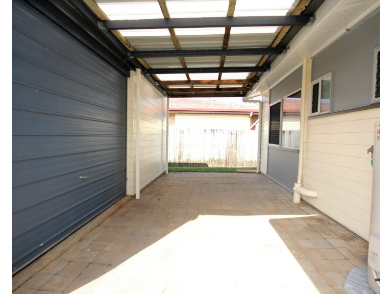 50 Thabeban Street, Avenell Heights QLD 4670