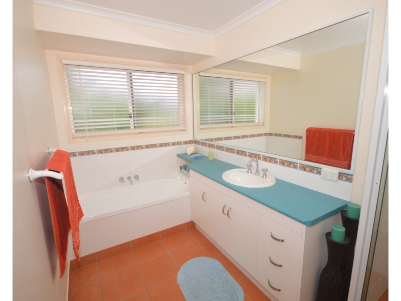 1040  Moorlands Road, Moorland QLD 4670