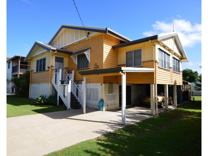 4  Coomber Street, Svensson Heights QLD 4670