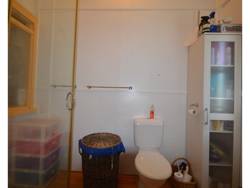 4  Coomber Street, Svensson Heights QLD 4670