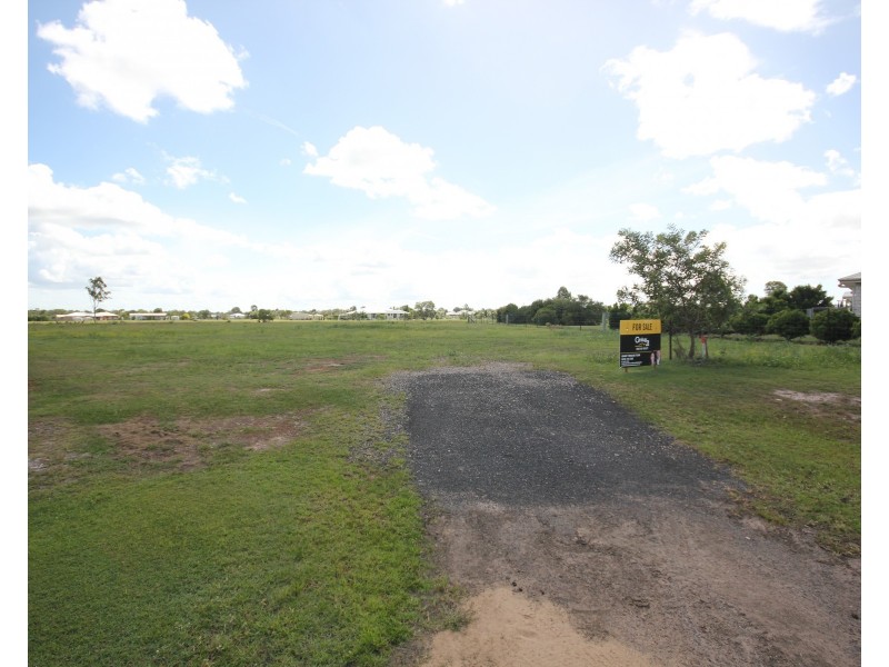 24 Eungella Court, Branyan QLD 4670