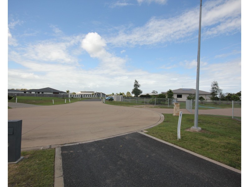 24 Eungella Court, Branyan QLD 4670