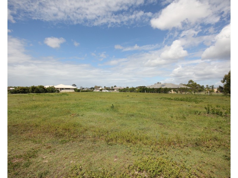 24 Eungella Court, Branyan QLD 4670