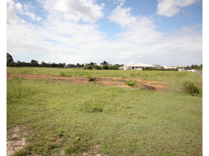 24 Eungella Court, Branyan QLD 4670