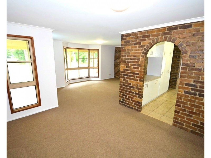 17 Currawong Road, Gooburrum QLD 4670